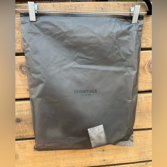 NWT Essentials Fear of God relaxed for crewneck sweatshirt, wood/brown size XXL - Picture 14 of 15